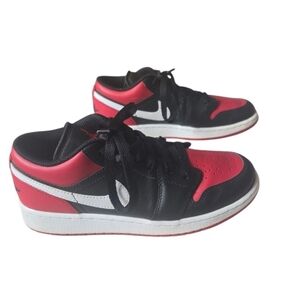Nike Air Jordan 1 Low GS Bred Toe Black Gym Red White Retro 553560-066  5.5y